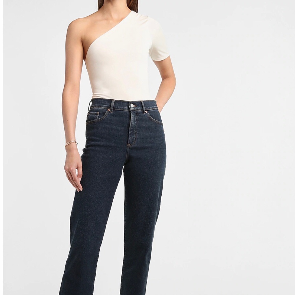 Express- Double Fabric one shoulder tee- NWT